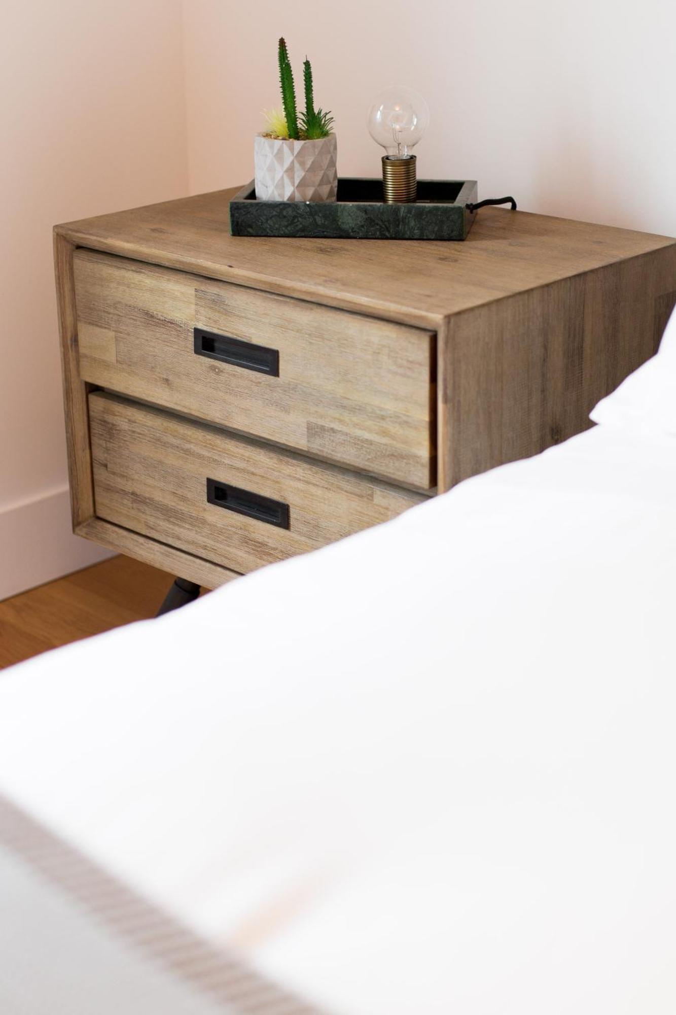 Hip, Stylish Apartment In Little Italy By Den Stays A Montreal Bilik gambar