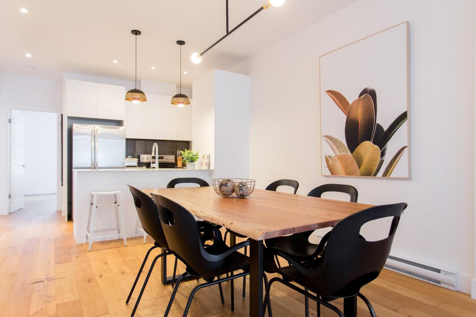 Hip, Stylish Apartment In Little Italy By Den Stays A Montreal Bilik gambar
