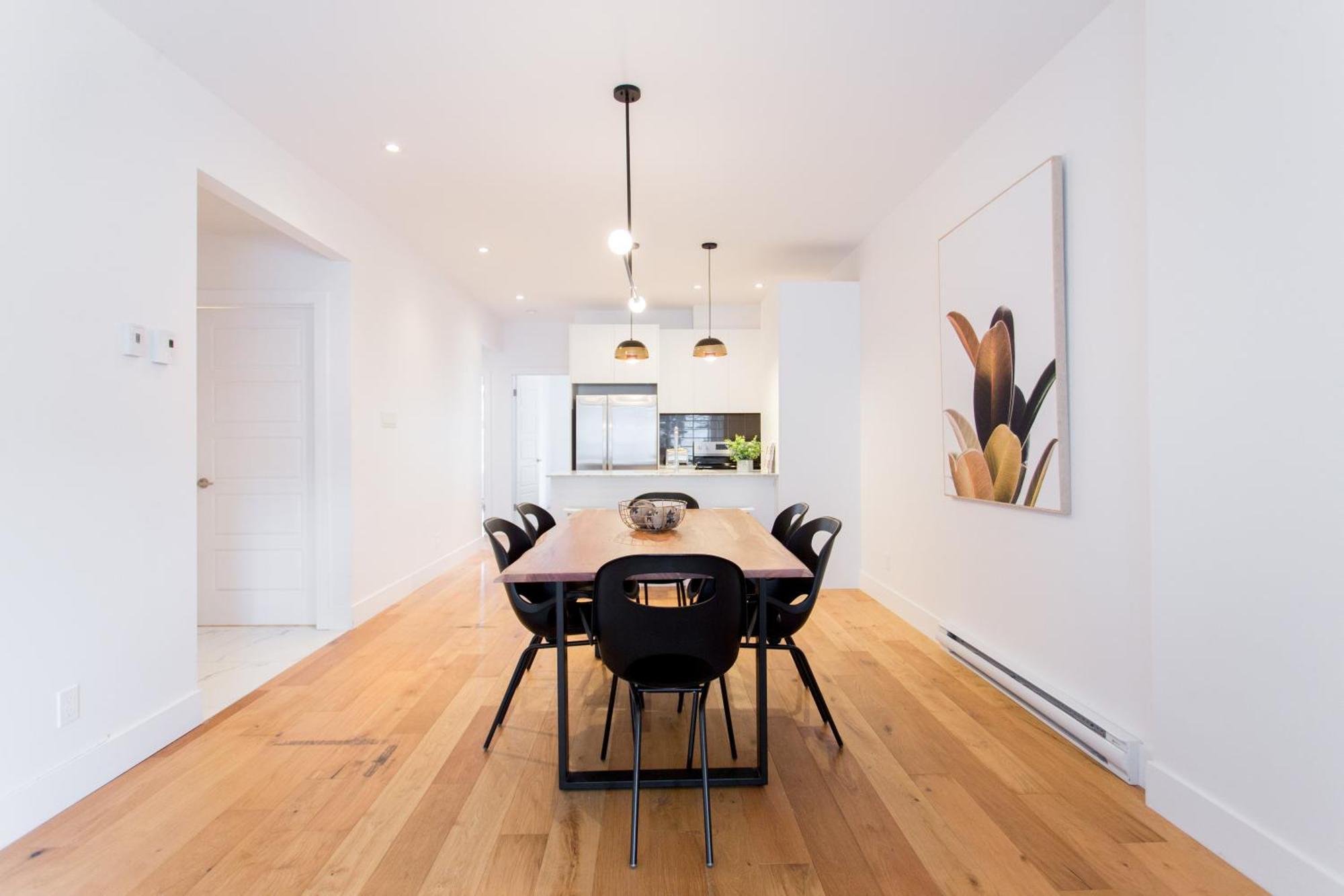 Hip, Stylish Apartment In Little Italy By Den Stays A Montreal Bilik gambar
